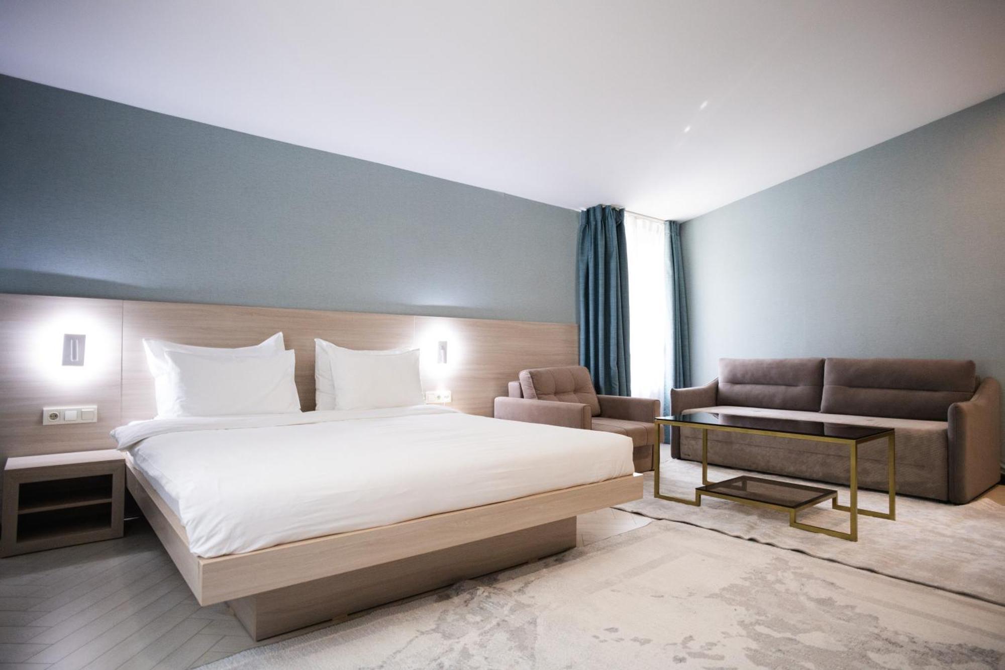 Resident Hotel Gogol Almaty Exterior foto