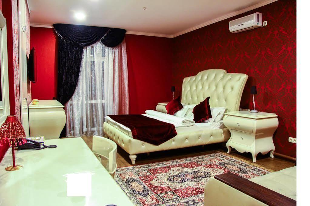 Resident Hotel Gogol Almaty Exterior foto
